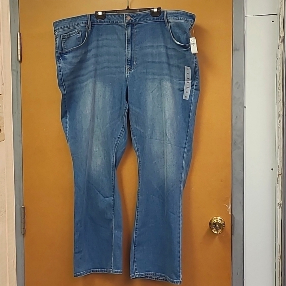 Old Navy Medium Wash Mid Rise Kicker Bootcut Jeans